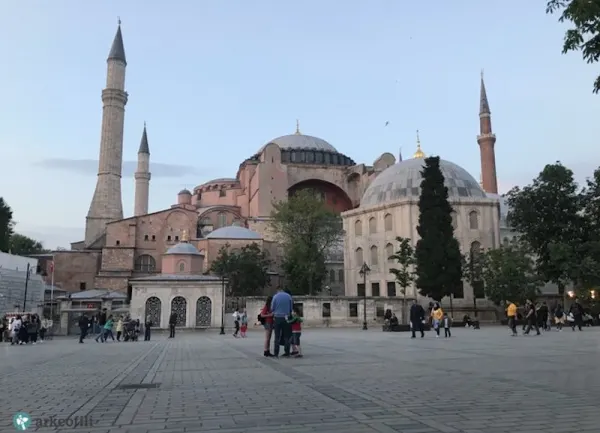 Aya Sofya Camii (Hagia Sophia Grand Mosque) – 5